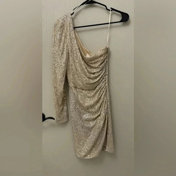 Meshki Silver Sequin One Shoulder Mini Dress NWT Asymmetrical Party Dress XXS - Picture 2 of 12